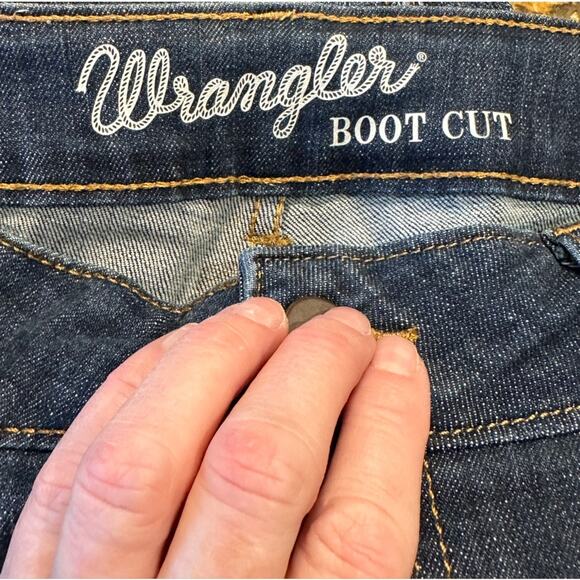 Wrangler Western Bootcut Jeans in a Womens 11 x 34 - Picture 4 of 7
